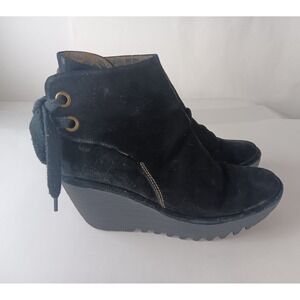 FLY LONDON Wedge Ankle Boots Black Suede Lace Detail Size 38 Used